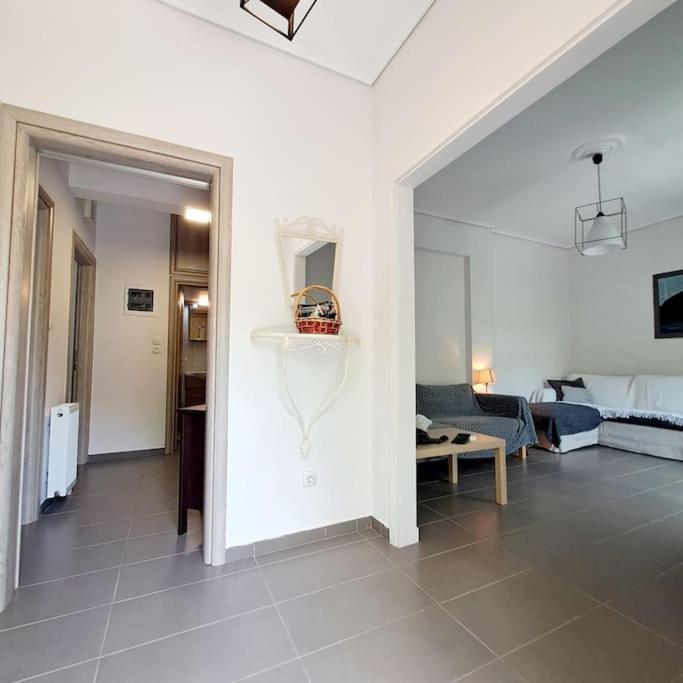 Apartament 20' From The Airport,20' From The Center Of Ateny Zewnętrze zdjęcie